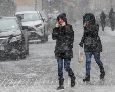 Лучше сидеть дома: синоптик предупредил об опасной погоде