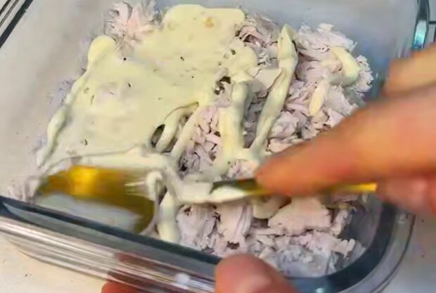 Салат з буряком, кадр з відео