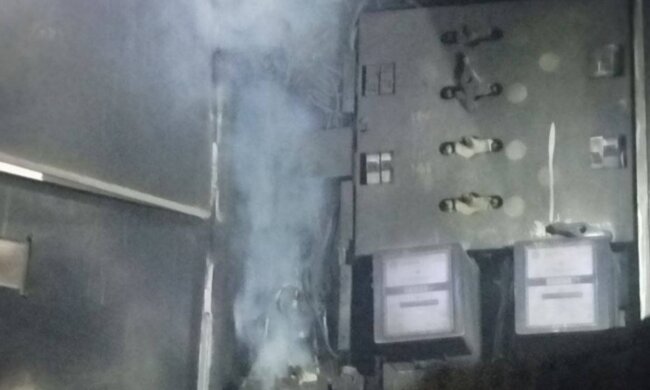 Щиток, лічильник, електроенергія, фото із соцмереж