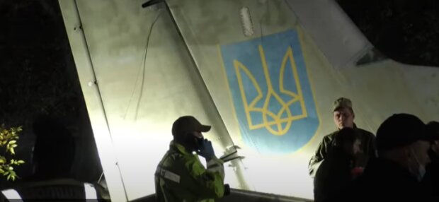 Упавший самолет АН-26. Скриншот видео