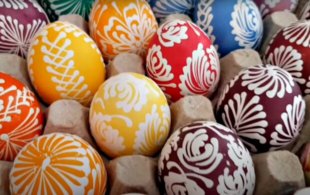 Пасхальные яйца. Фото: скриншот YouTube-видео.