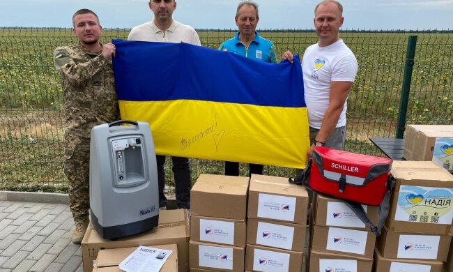 БФ молодежной инициативы «Надежда» с фондом Николая Томенко «Рідна країна» передали оборудование медицинскому госпиталю ГУР