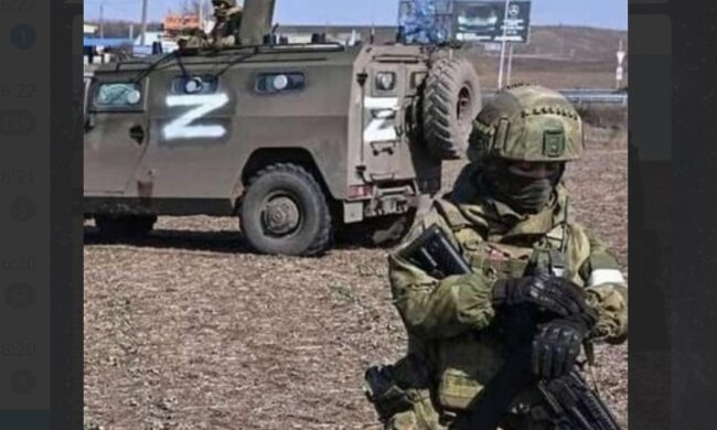 Злидні російської армії: солдати Путіна доношують взуття бійців ЗСУ. Фото