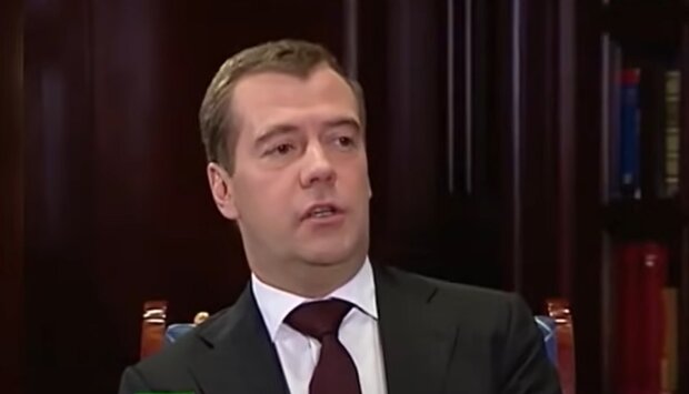 У Зеленского мощно прикрыли рот Медведеву, уколов его ростом и комплексами