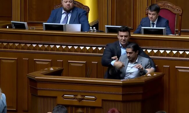 «Застосував котлетний прийом»: Тищенко напав на Лероса просто у Раді