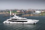 Суперяхта Serena и самолет Bombardier: роскошные покупки украинского миллиардера Евгения Ермакова