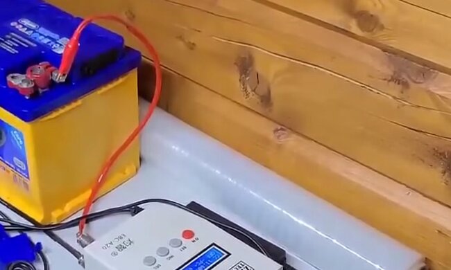 Автомобильный аккумулятор