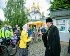 З Києво-Печерської лаври стартував паломницький велопробіг віруючих Української Православної Церкви