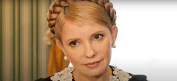 Из серой мышки в стильную бизнесвумен. Как изменился стиль Юлии Тимошенко с начала карьеры и до сегодня