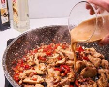 Сочно, ароматно и аппетитно: рецепт нежной курицы с молодой капустой в кисло-сладком соусе