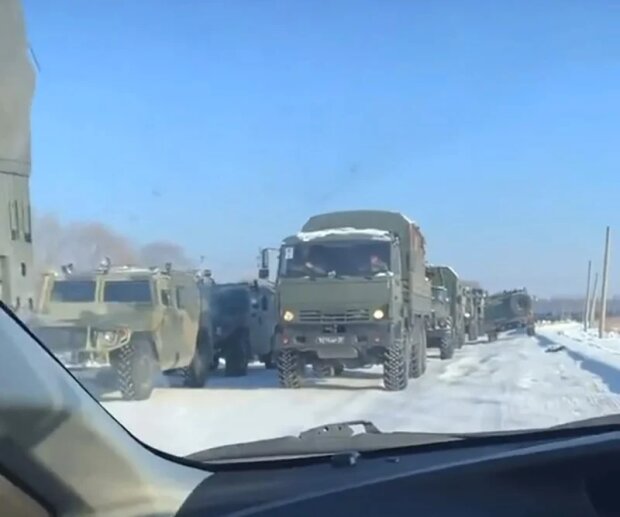 Адская сила: к границам Украины перебрасывают "Ураганы" и "Грады". Техника из РФ уже вплотную приближается
