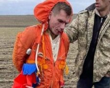 Він бомбив Україну! Ось як виглядає російський пілот-варвар. Він живий, узятий в полон