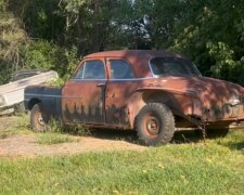 DeSoto Custom, кадр з відео