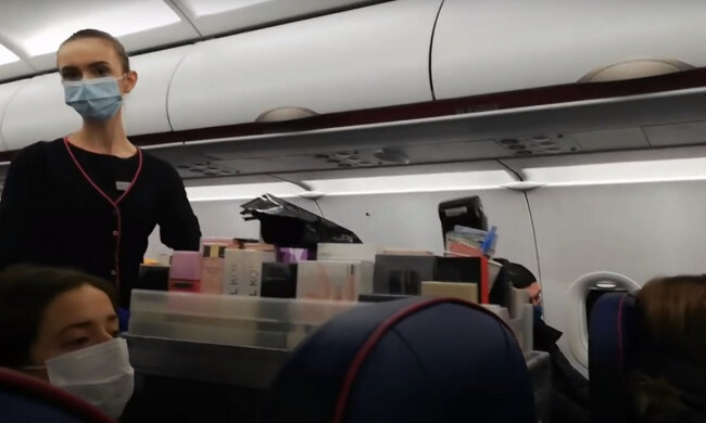 Польоти в період пандемії. Фото: скріншот YouTube-відео.