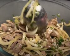 Маринованные желудки, кадр из видео