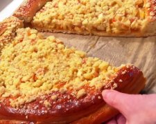 Яблучний пиріг, кадр з відео