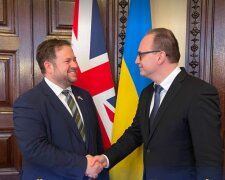 Від оборони до інвестицій: Україна та Велика Британія створюють спільний фронт у сфері критичних мінералів