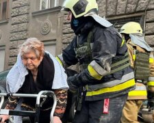 90-річна Алія Алієва пережила атаку "Шахедів" 1 січня на Київ і показала міць українського духу: "Це наш дім"