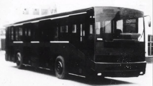 Его боялись многие: как выглядел секретный советский автобус "Черный принц"
