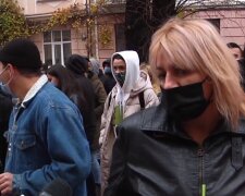 Терпение лопнуло: украинцы вышли на улицы против власти. Все при себе – и шины, и коктейли Молотова