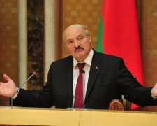 Лукашенко объявил войну Путину