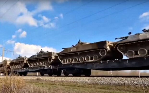 Передислокация российской военной техники. Фото: скриншот YouTube-видео.