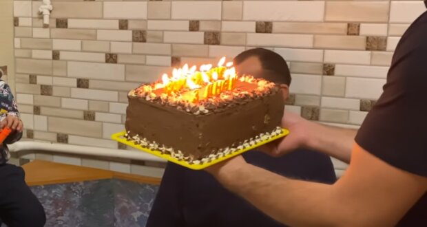 День рождения: скрин с видео