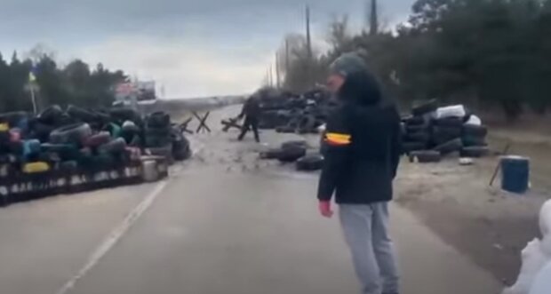 Украинцы непобедимы: люди голыми руками выгнали российские колонны от границ города