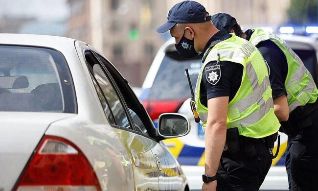 Будьте к этому готовы: на что полицейский обратит внимание в первую очередь, остановив ваш автомобиль