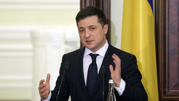 Зеленский срочно обратился к украинцам: "это надо выдержать"