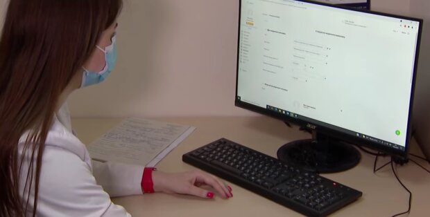 Змусять чекати 8 днів: українців попередили про нову процедуру виплати е-лікарняних