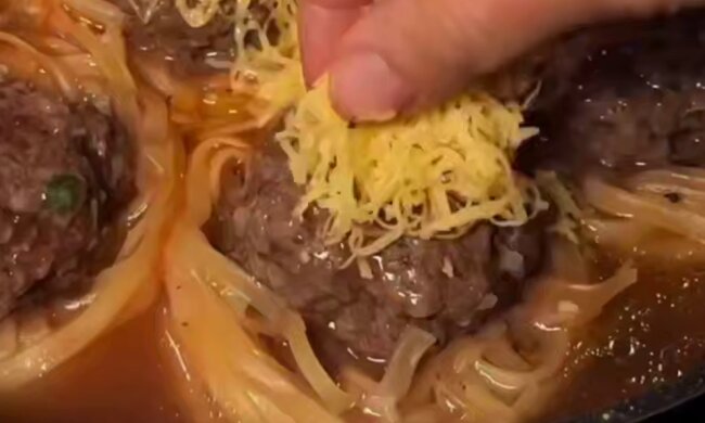 Гнізда з котлетками, кадр з відео