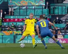 Кадр из матча Украина - Швеция. Фото: скриншот YouTube-видео