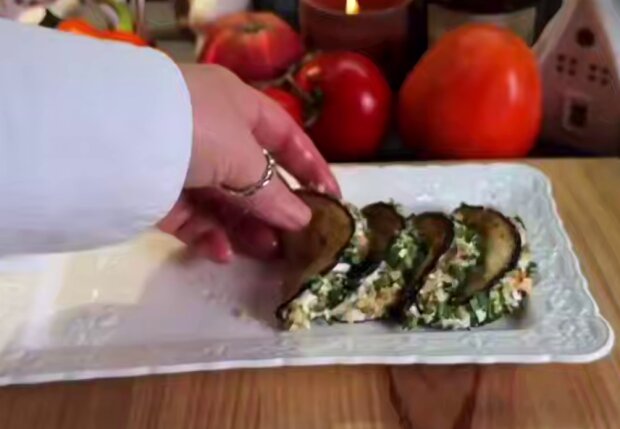 Закуска з баклажанів, кадр з відео
