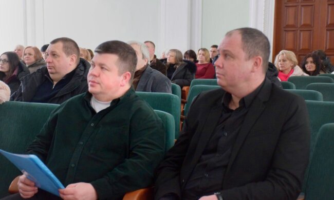 Від дрібних поступок до великих проблем: у Подільській РДА обговорили, як викорінити корупцію в управлінні