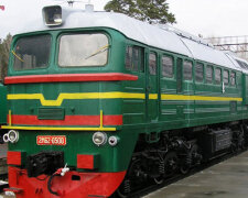 Чому в СРСР усі пасажирські поїзди фарбували тільки в зелений колір: відповідь багатьох здивує