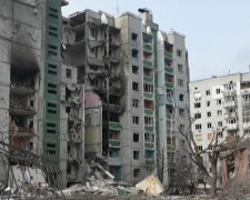 Удар Росії по Чернігову: міста майже немає, залишилося менше половини жителів