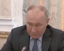 Путін уже не знає, куди ховатися, заарештовано його колишнього спільника, у Москві люди виходять проти влади