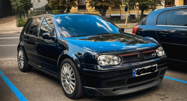 Volkswagen Golf GTI