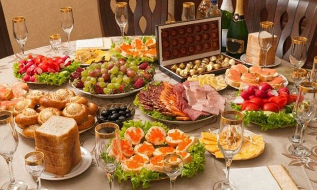 Новогодний стол