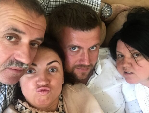 Родина Олі Цибульської, фото з соцмереж