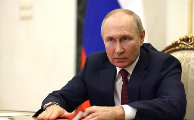 Путина могут уже и не выбрать: Кремль начал угрожать странам Балтии. Что начинается