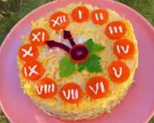 Крабовий салат "Новорічний годинник"