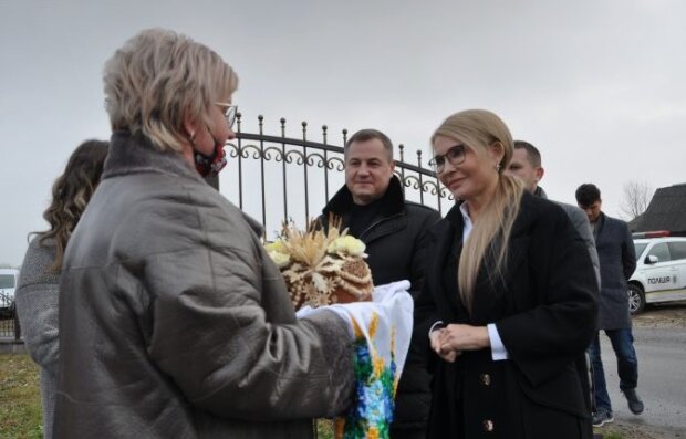 Визит Тимошенко в Ровенску область, фото: youtube.com