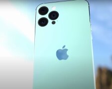 iPhone. Фото: скріншот YouTube-відео