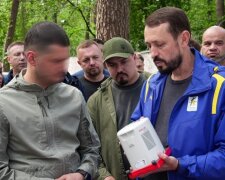 Помощь почти на 7 миллионов гривен получило "Спецподразделение Тимура" ГУР от фонда "Надежда" и Валерия Дубиля