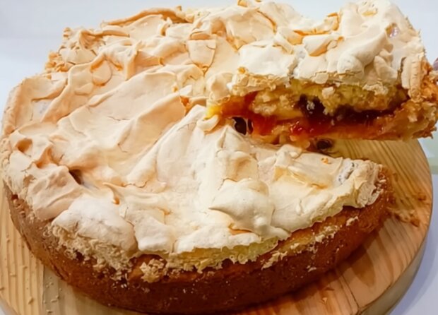 Торт "Чебурашка", кадр з відео