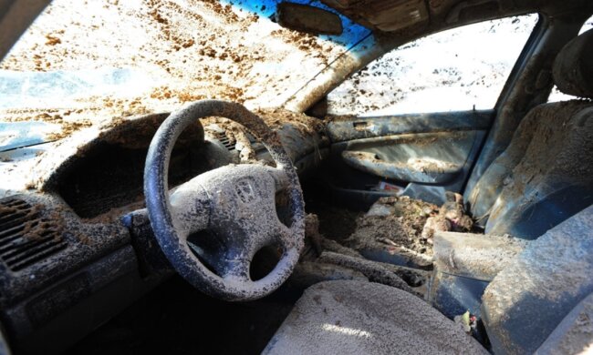 Вас пытаются обмануть: как распознать автомобиль-утопленник, с которым вы потом будете мучиться