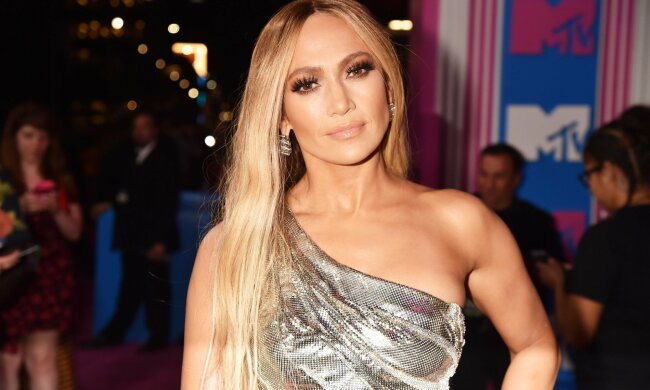 Дженнифер Лопес