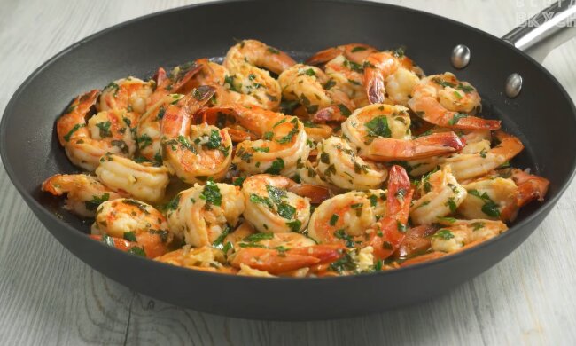 Закуска из креветок. Фото: скриншот YouTube-видео